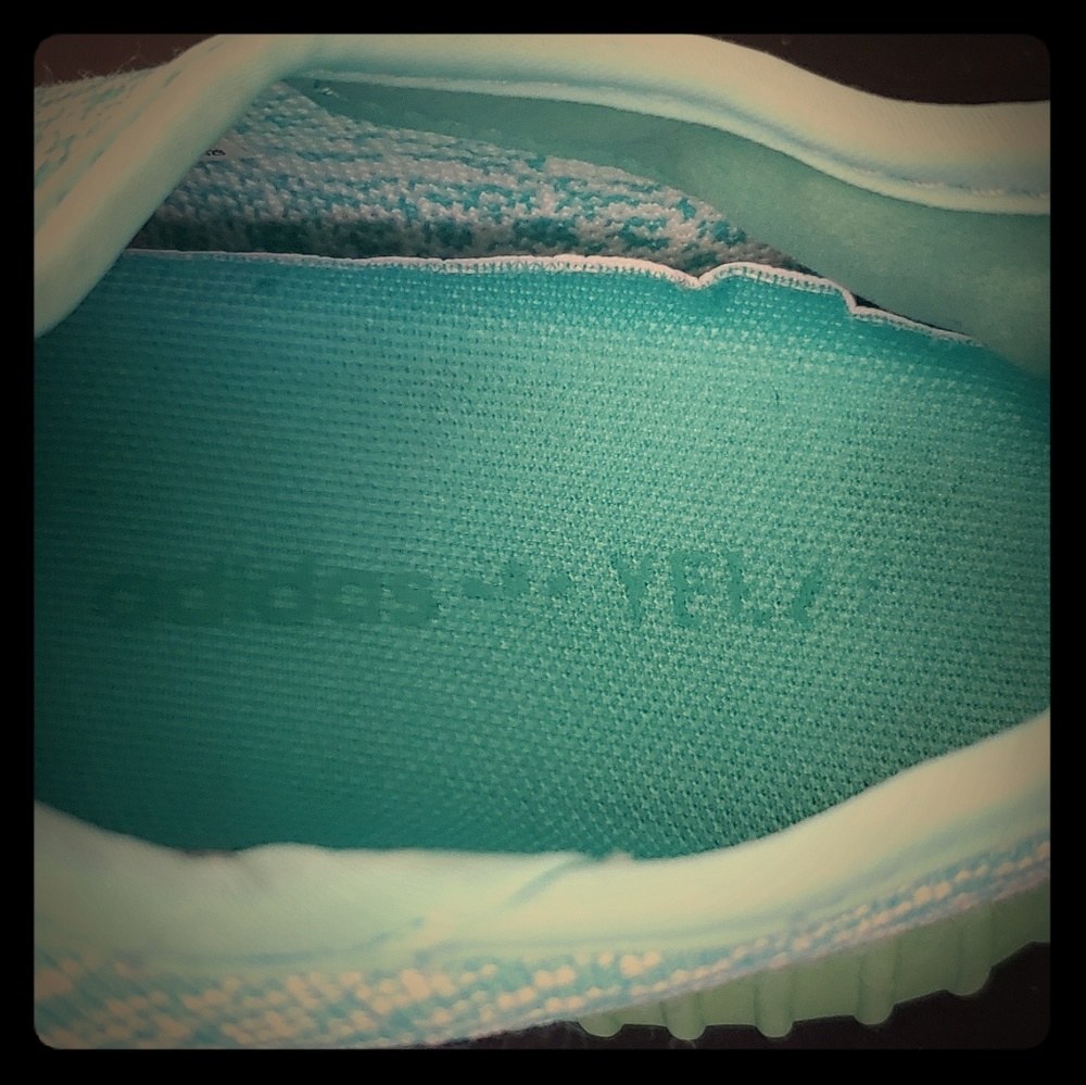 Mint Sneakers